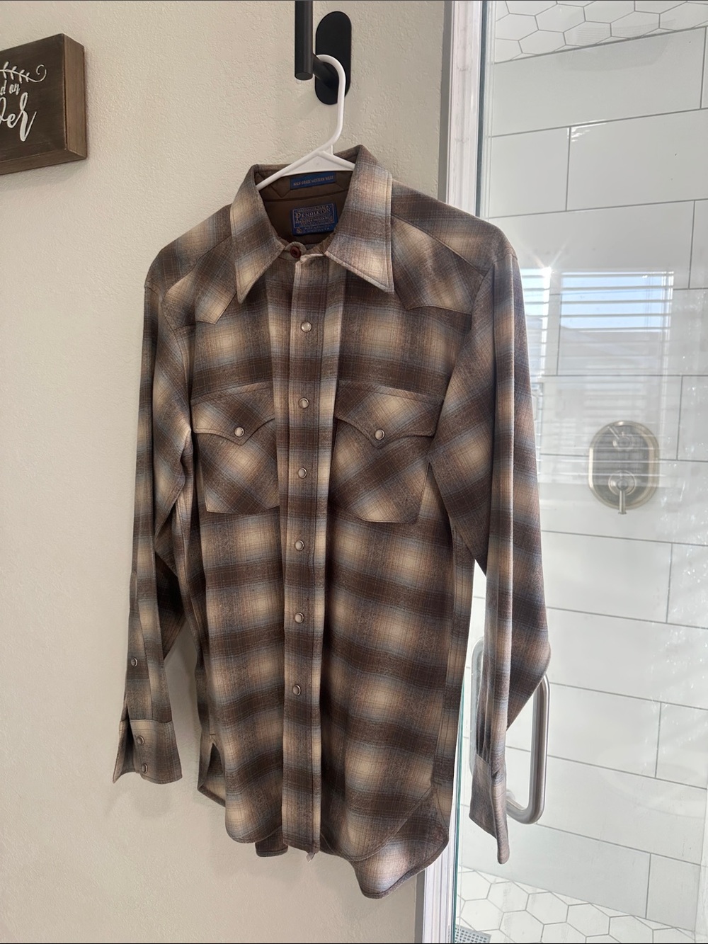 Pendleton Men's Brown and Cream Plaid Western Button-Down Shirt - Picture 4 of 5